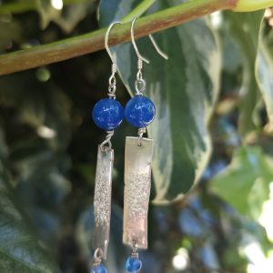 Boucles d'oreilles en argent massif et agate bleu