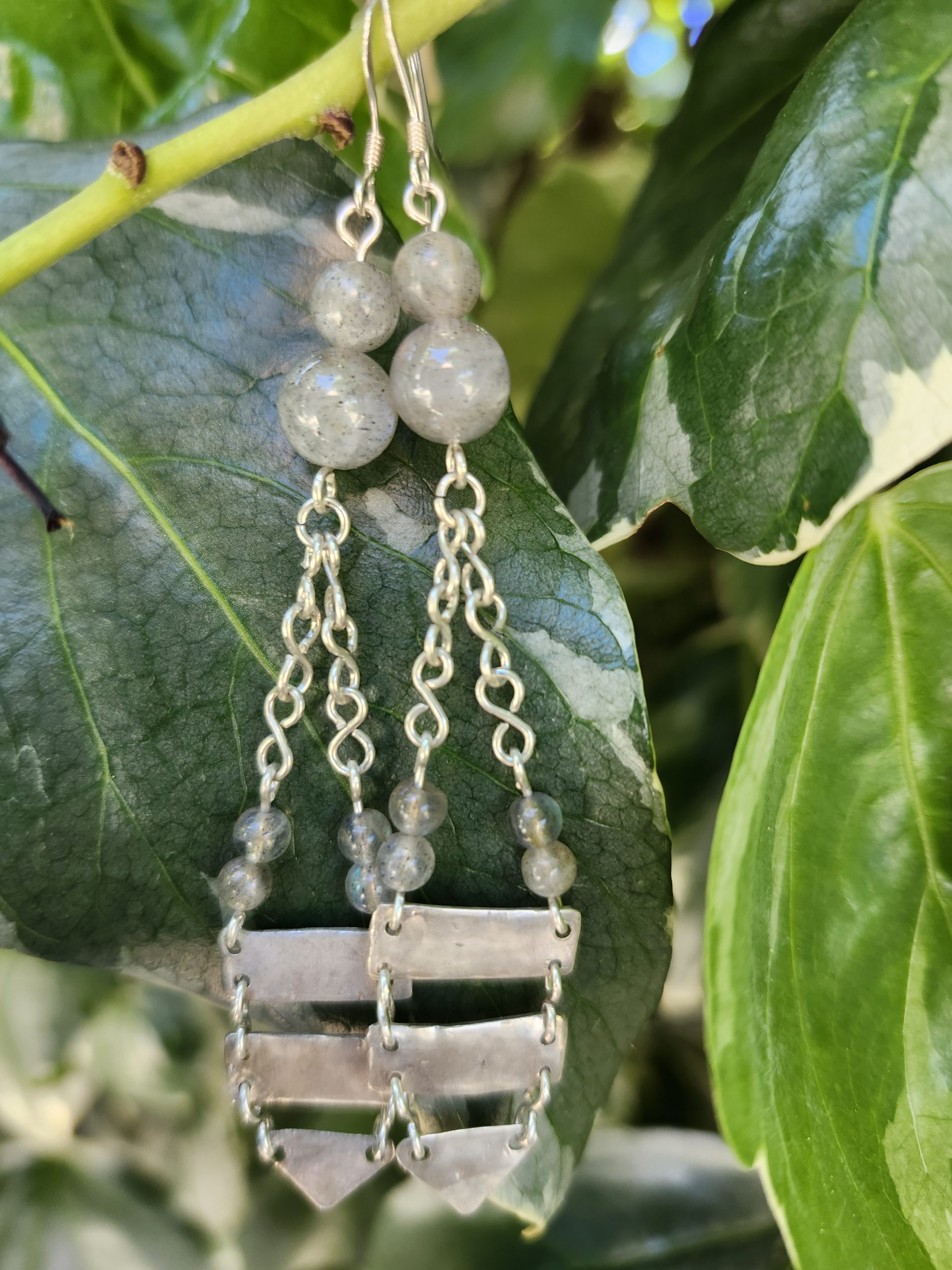 Boucles d'oreilles en argent massif et labradorite