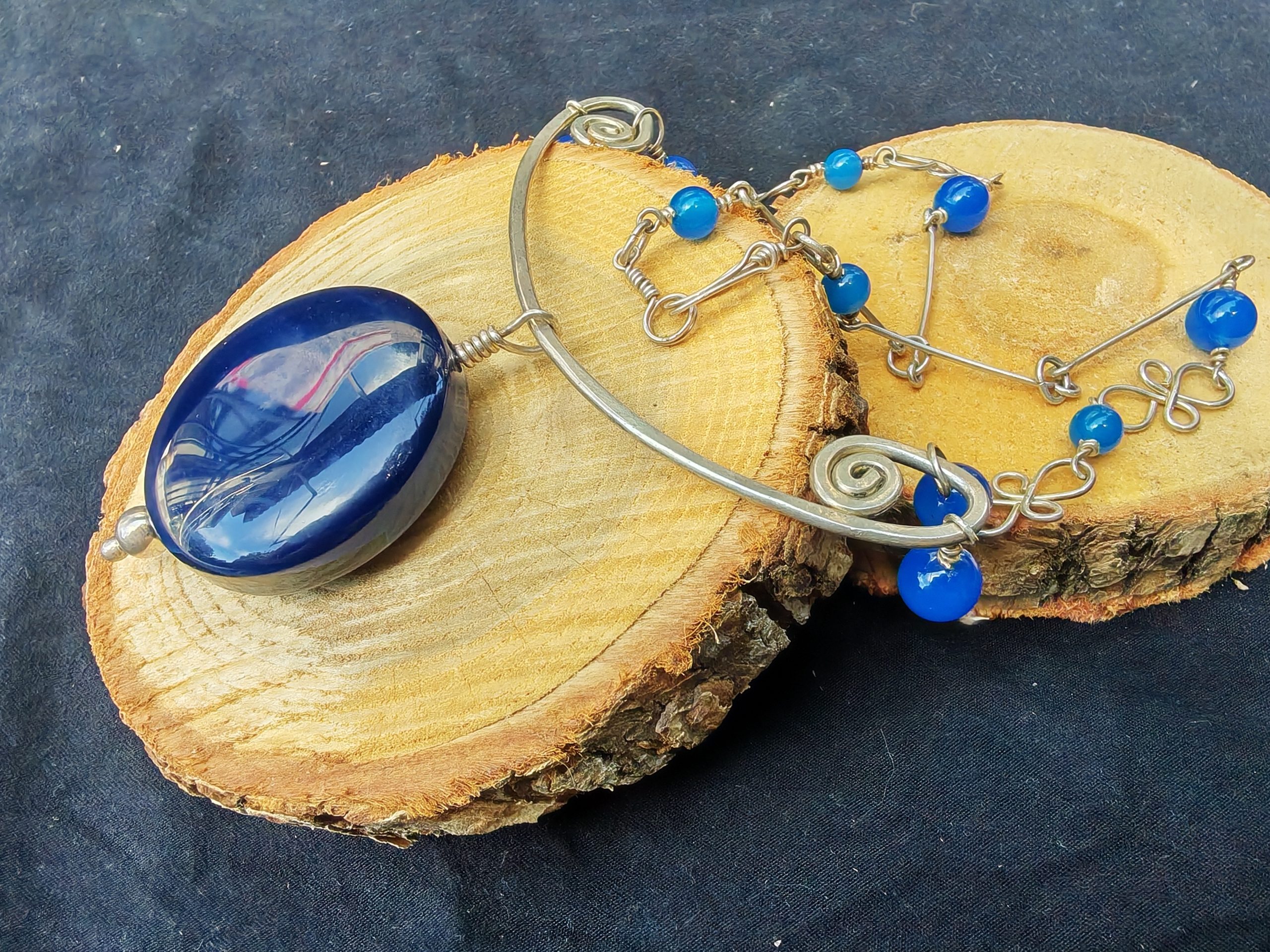 Collier en argent massif et grosse pierre agate bleu