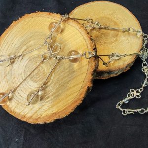 Collier en argent massif et pierre cristal de roche