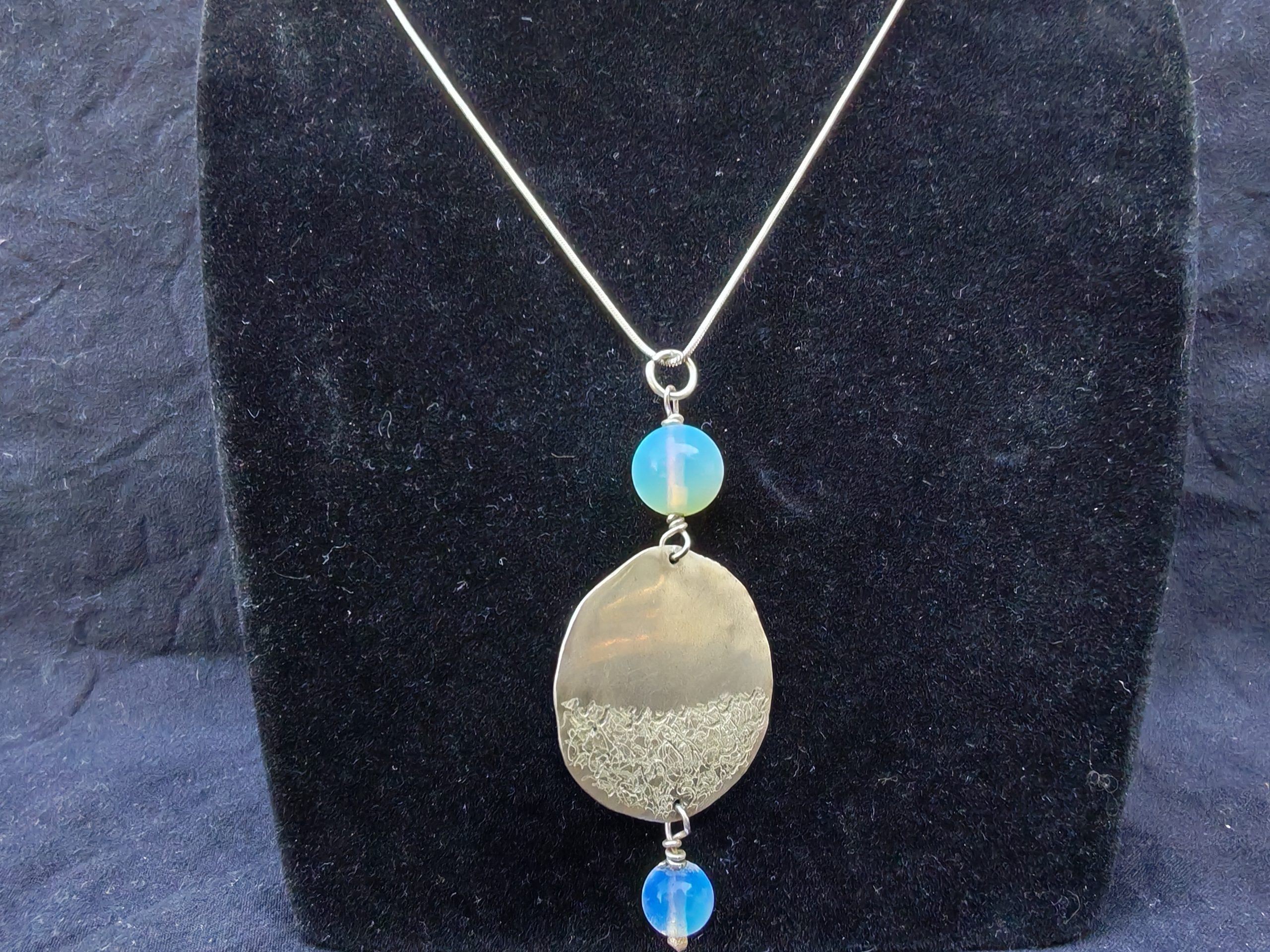 Collier en argent massif et pierre d'opaline – Image 4