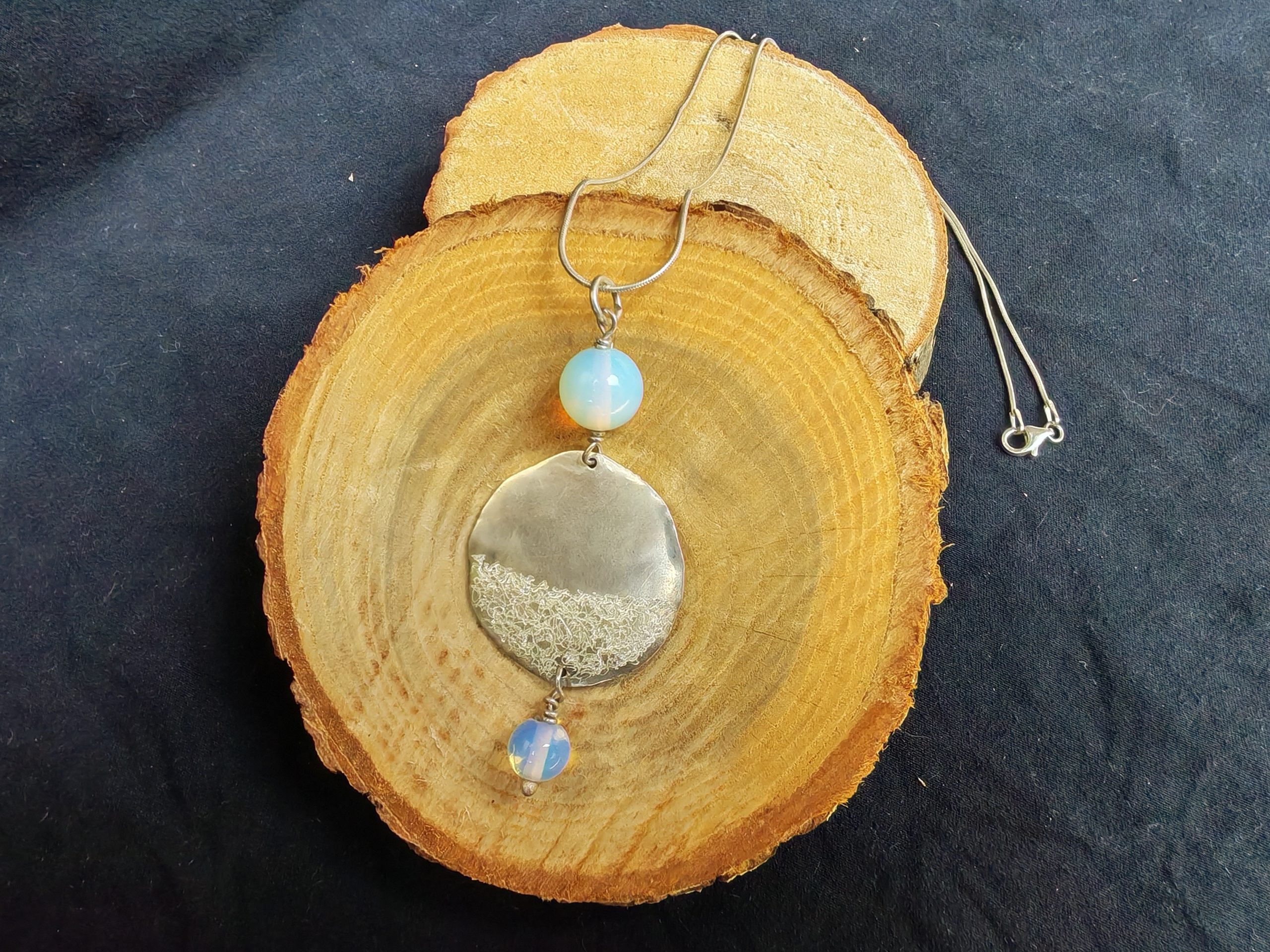 Collier en argent massif et pierre d'opaline