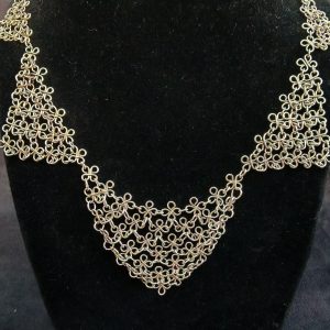 Collier en argent massif trois triangles dentelle
